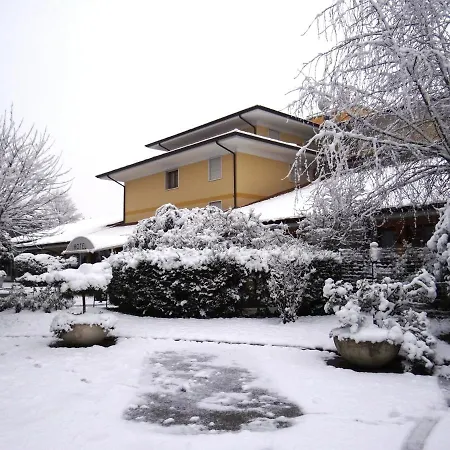 Hotel La Bulesca ホテル 4*